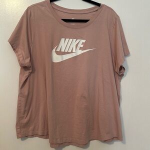 Nike tee 2x shirt sleeve dusty pink